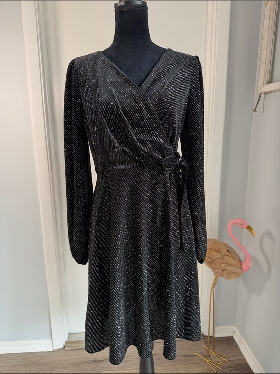 Karl Lagerfeld Dresses & Skirts - Karl Lagerfeld Black Metallic Wrap Dress with Long Sleeves size 10